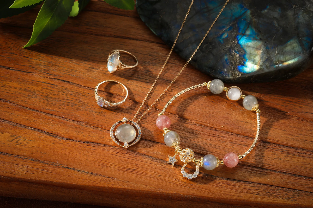 Les Bijoux en Pierres Naturelles — Lithothérapie & Pierres Naturelles Luuckk
