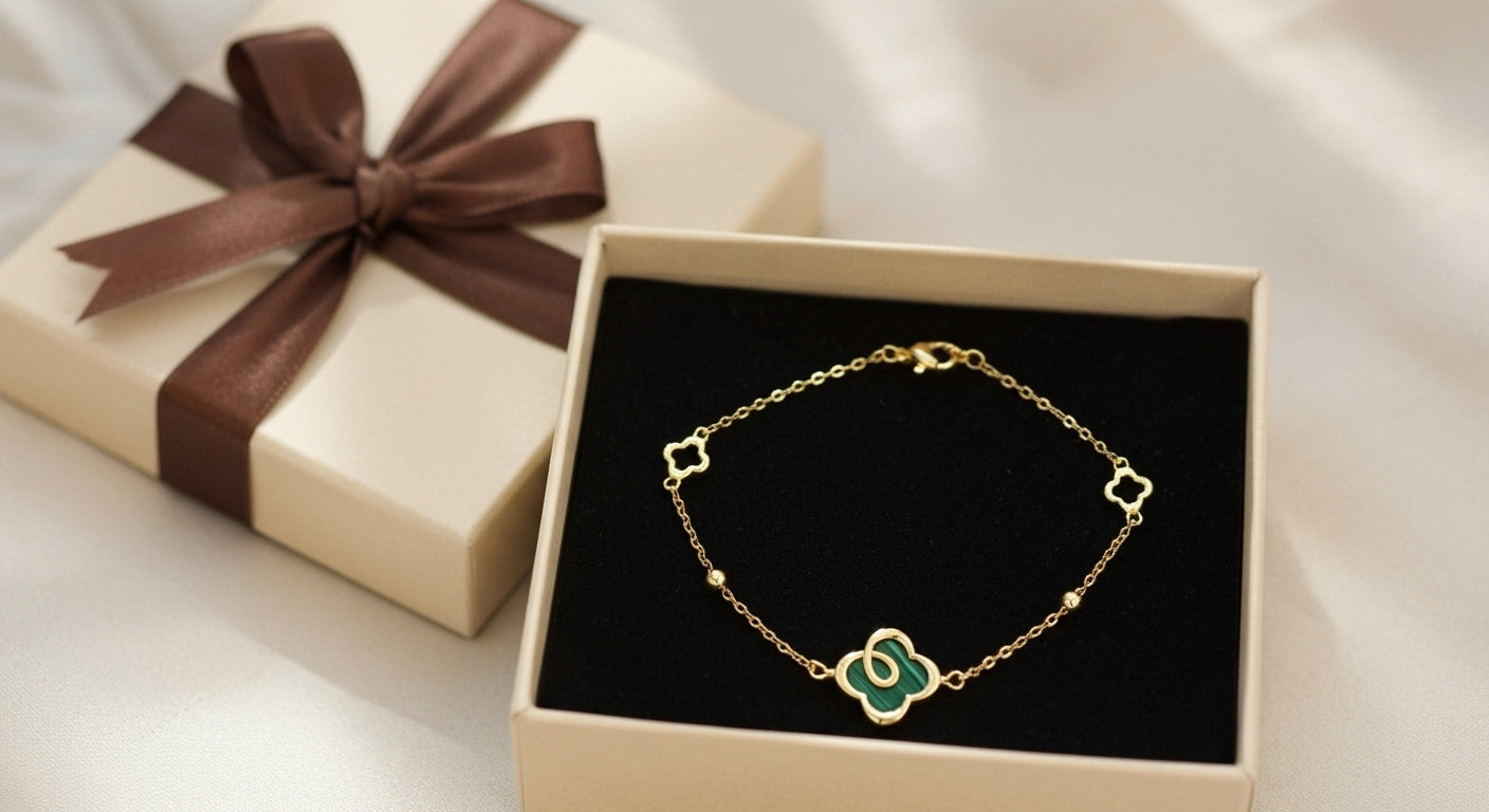 5 Raisons d'Offrir un Bijou en Malachite à Vos Proches