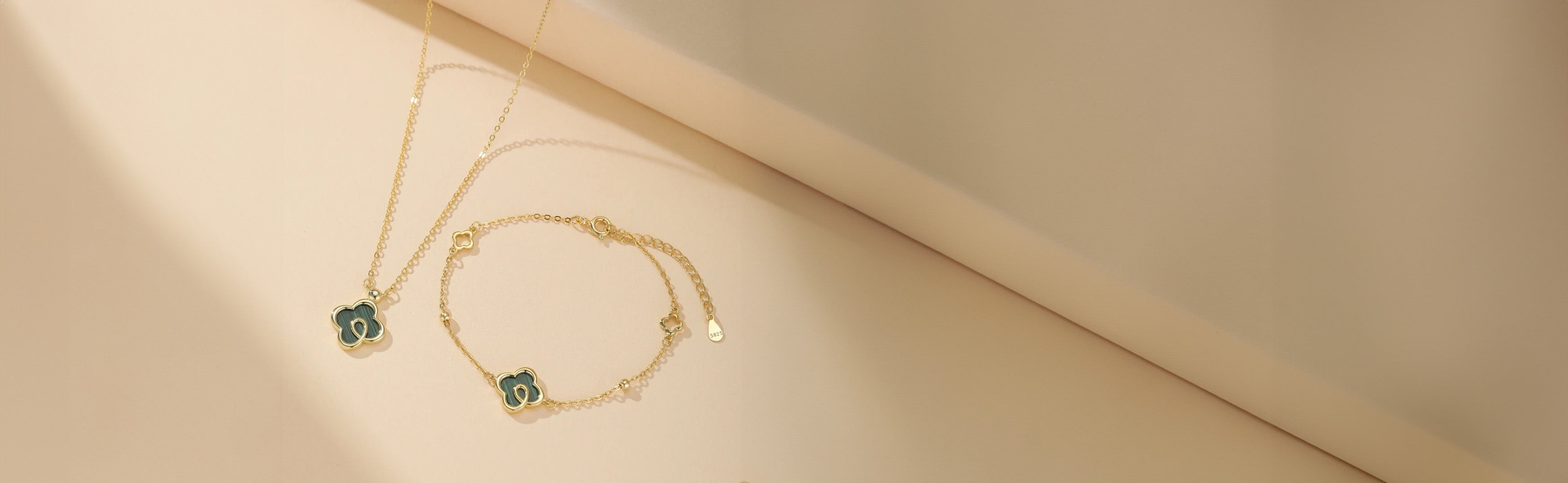 Bijoux Trèfle Quatre Feuilles