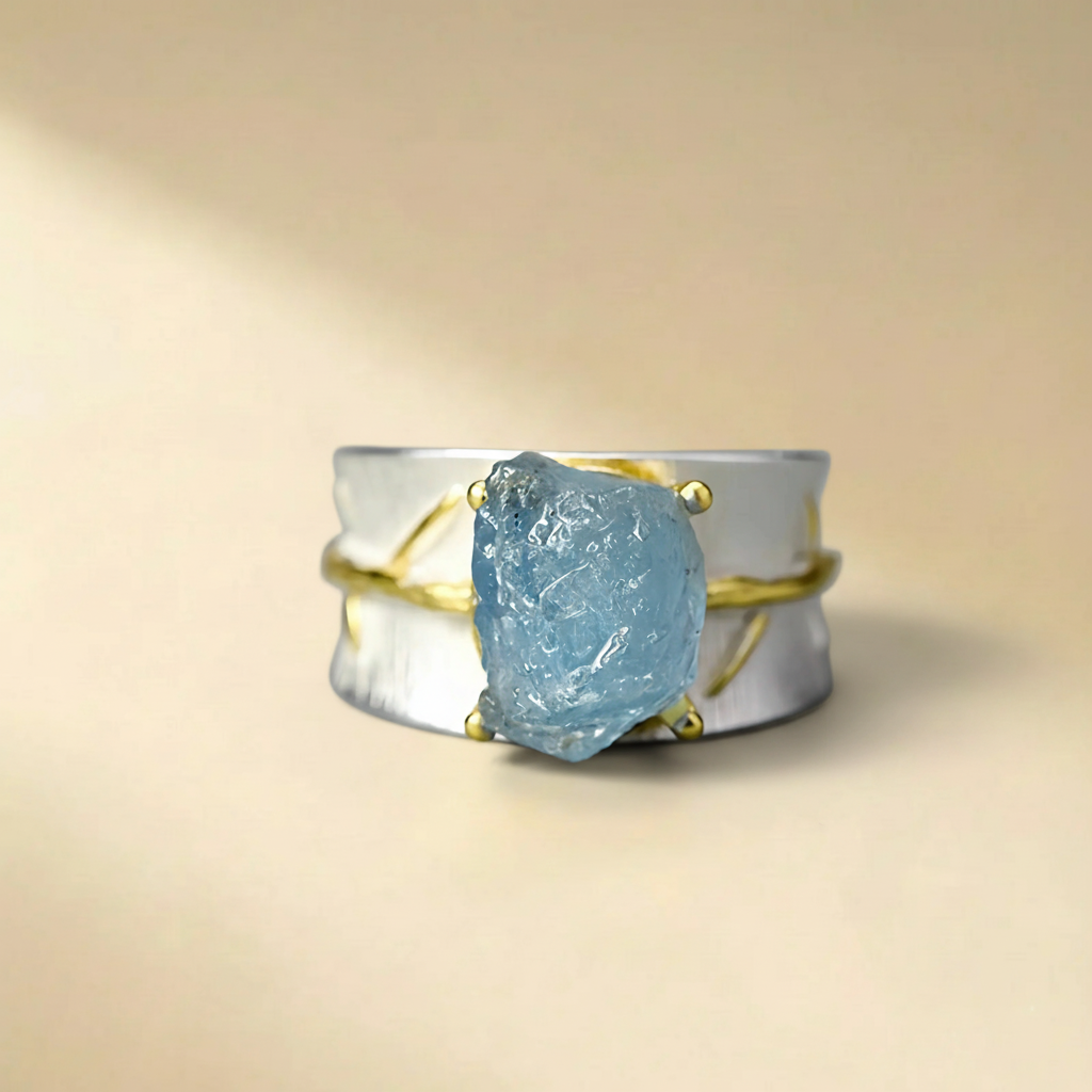 Aquamarine Ring "Marine Mist" Silver