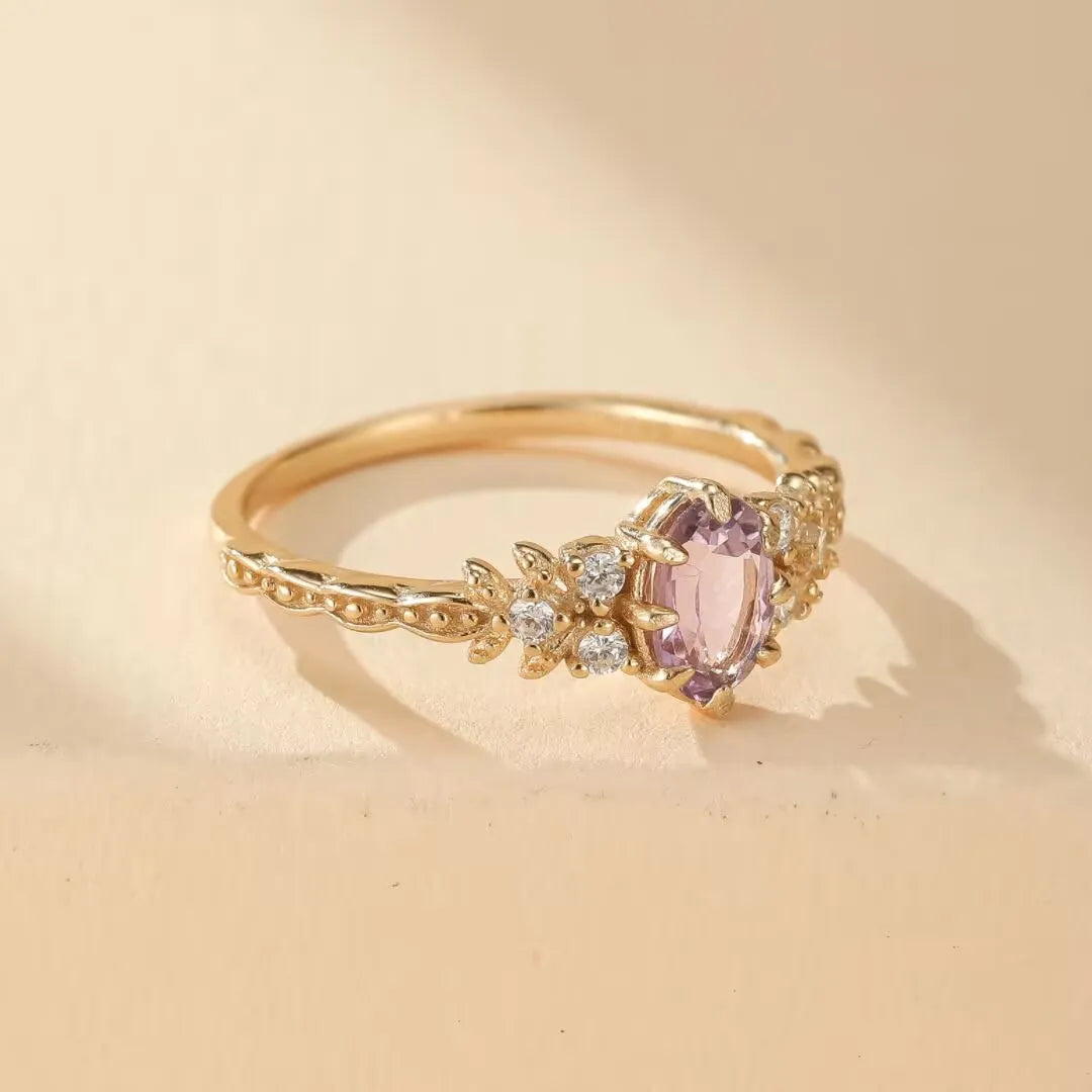 Amethyst Ring "Magical Sparkle" Gold-Plated Silver