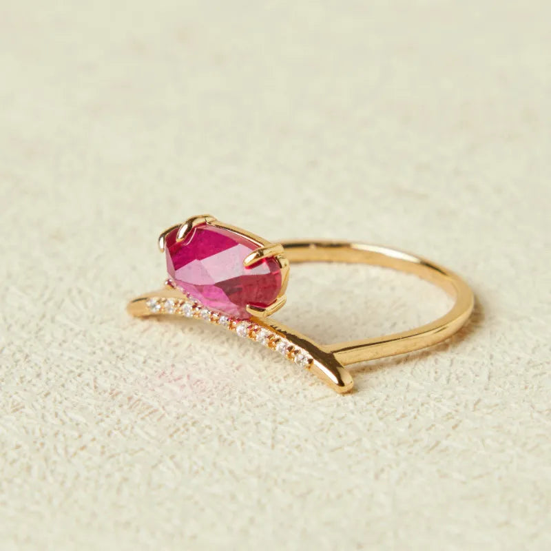 Carnelian Ring "Confidence" Gold-Plated Silver