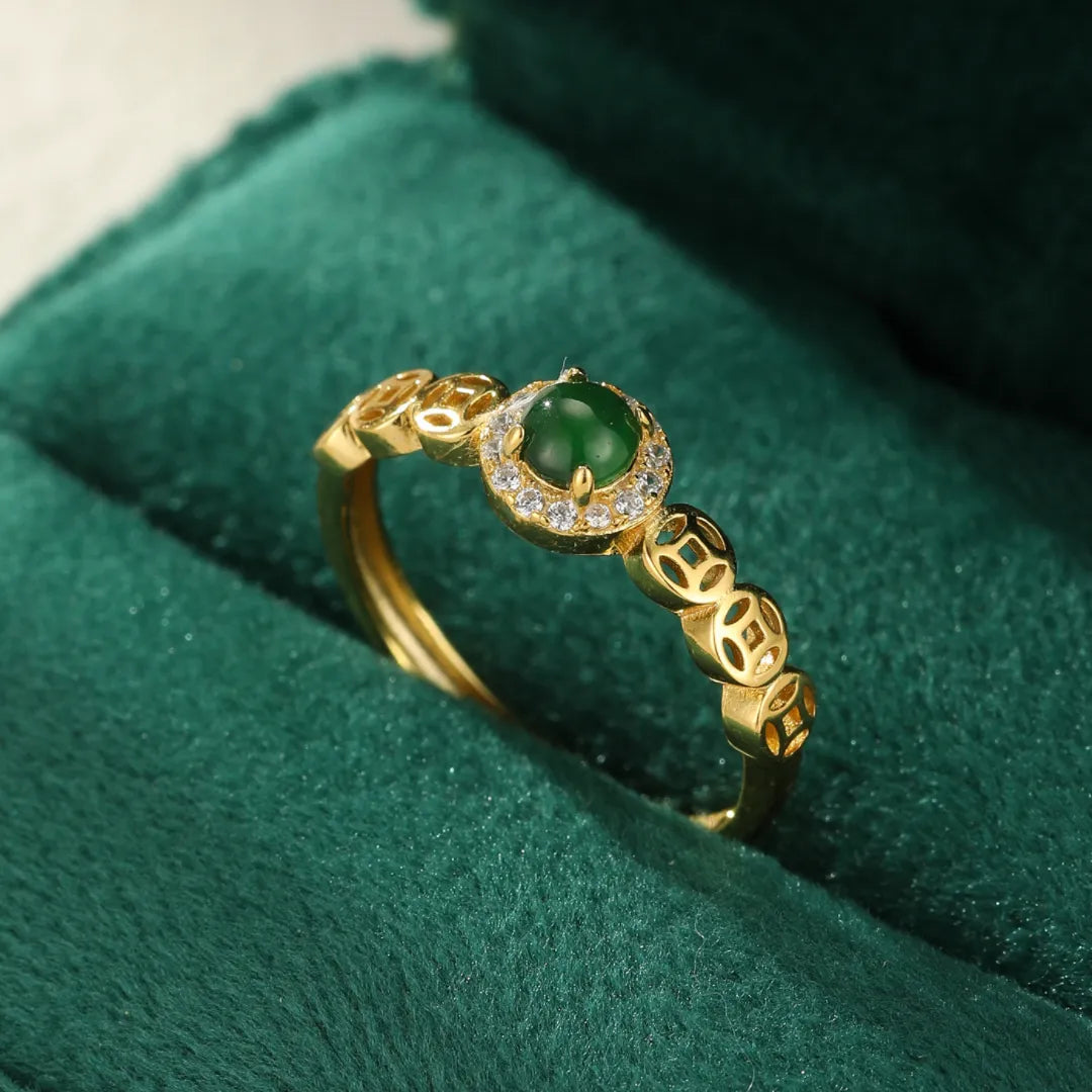 Jade Ring "Raffinierte Klarheit" Goldplattiert Silber