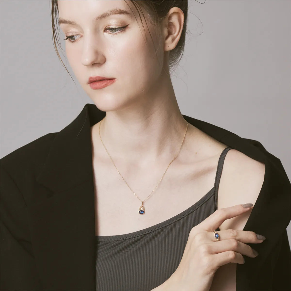 Labradorit- und Lapislazuli-Ring "Astraltraum" vergoldet