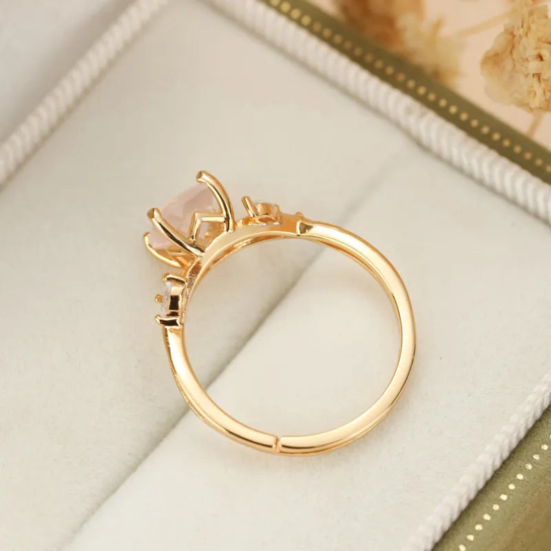 Rose Quartz Ring "Luxurious Elegance" Gold-Plated Silver
