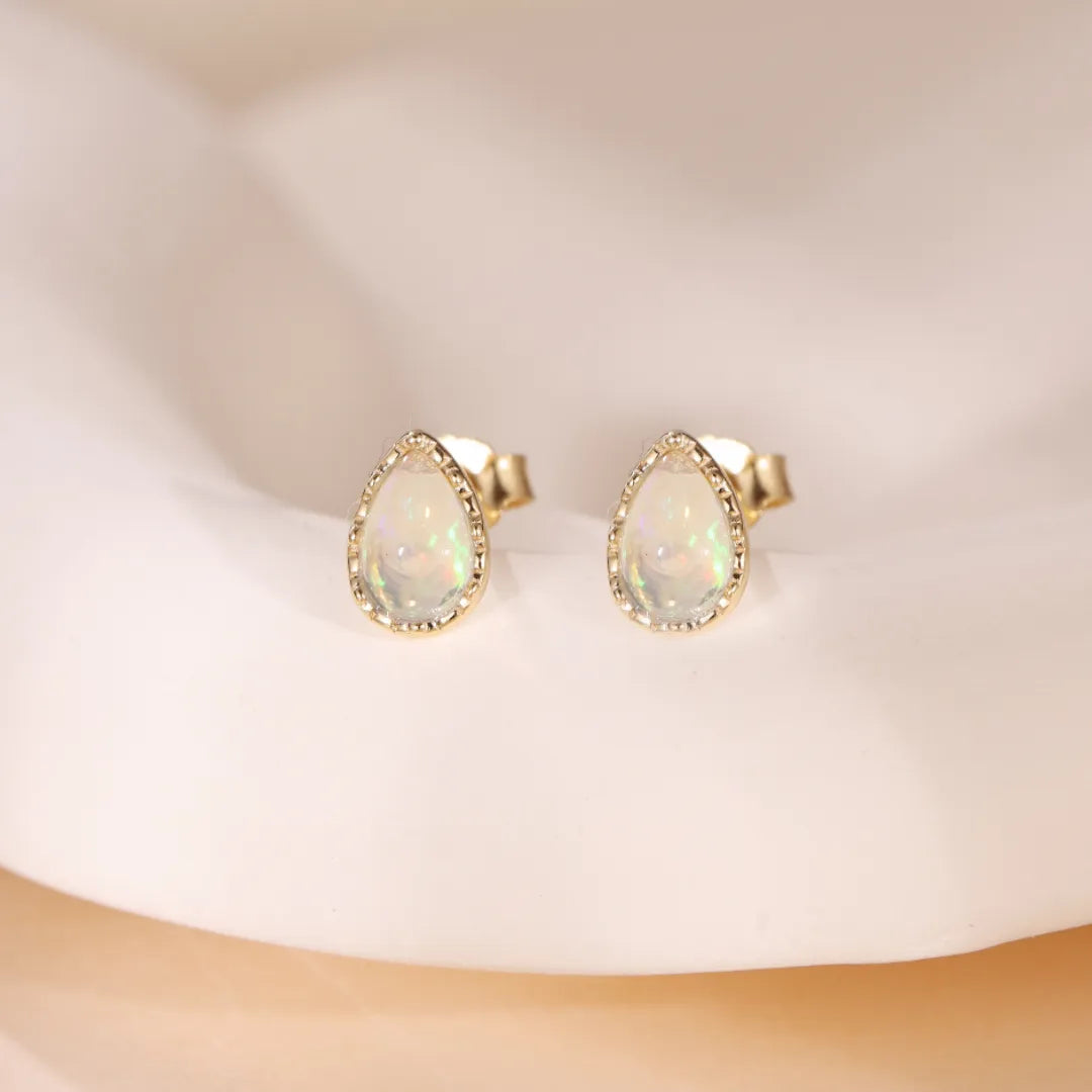 Ohrringe Opal "Sanfte Tropfen" Goldplattiert