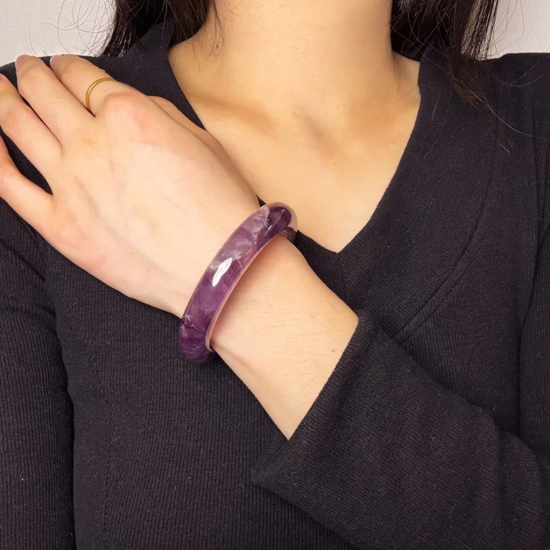 Armband aus Amethyst "Spirituelle Eleganz"