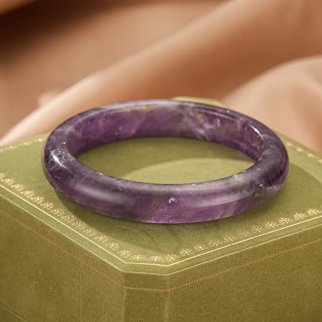 Armband aus Amethyst "Spirituelle Eleganz"