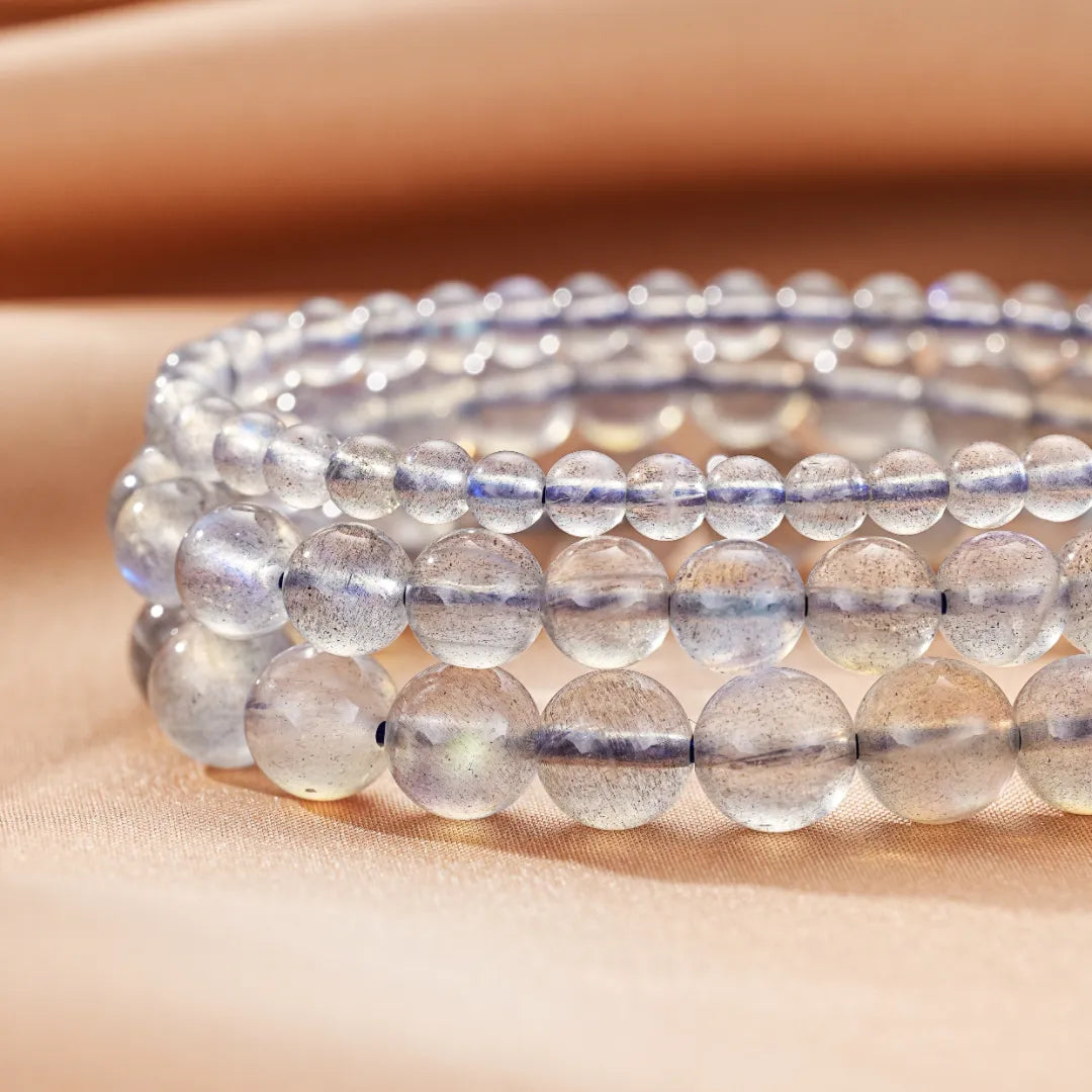 Labradorite Bracelet "Nuances of Power"