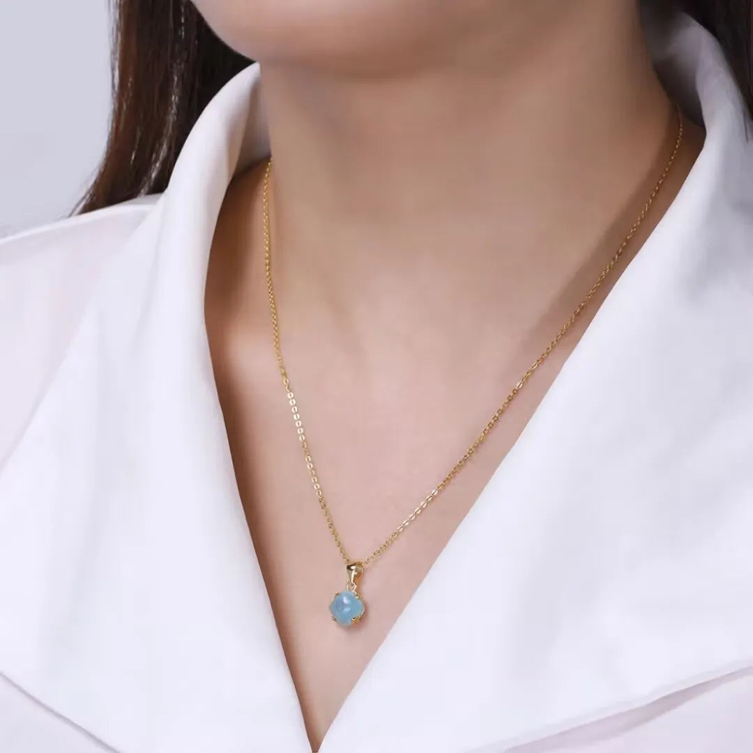 Halskette Aquamarin "Wellen der Gelassenheit" Goldplattiert 14K