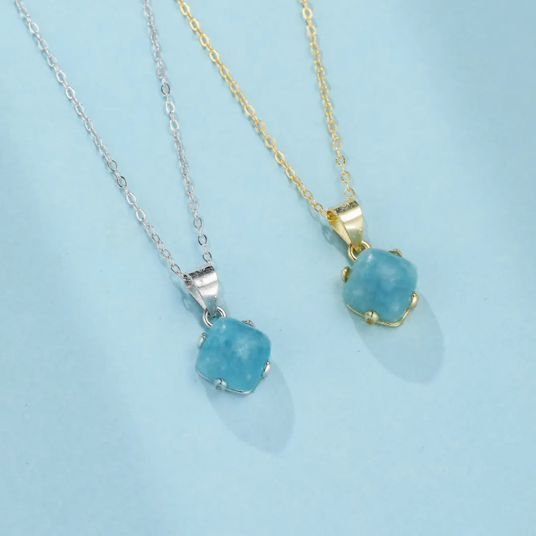 Halskette Aquamarin "Wellen der Gelassenheit" Goldplattiert 14K