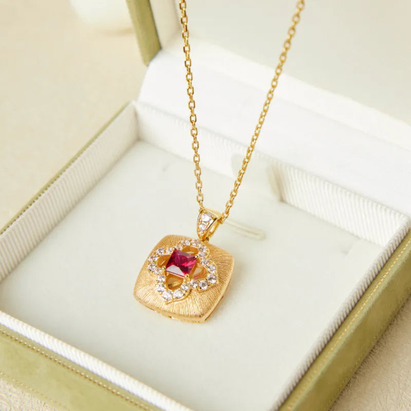 Carnelian Necklace "Floral Warmth" Gold-Plated Silver
