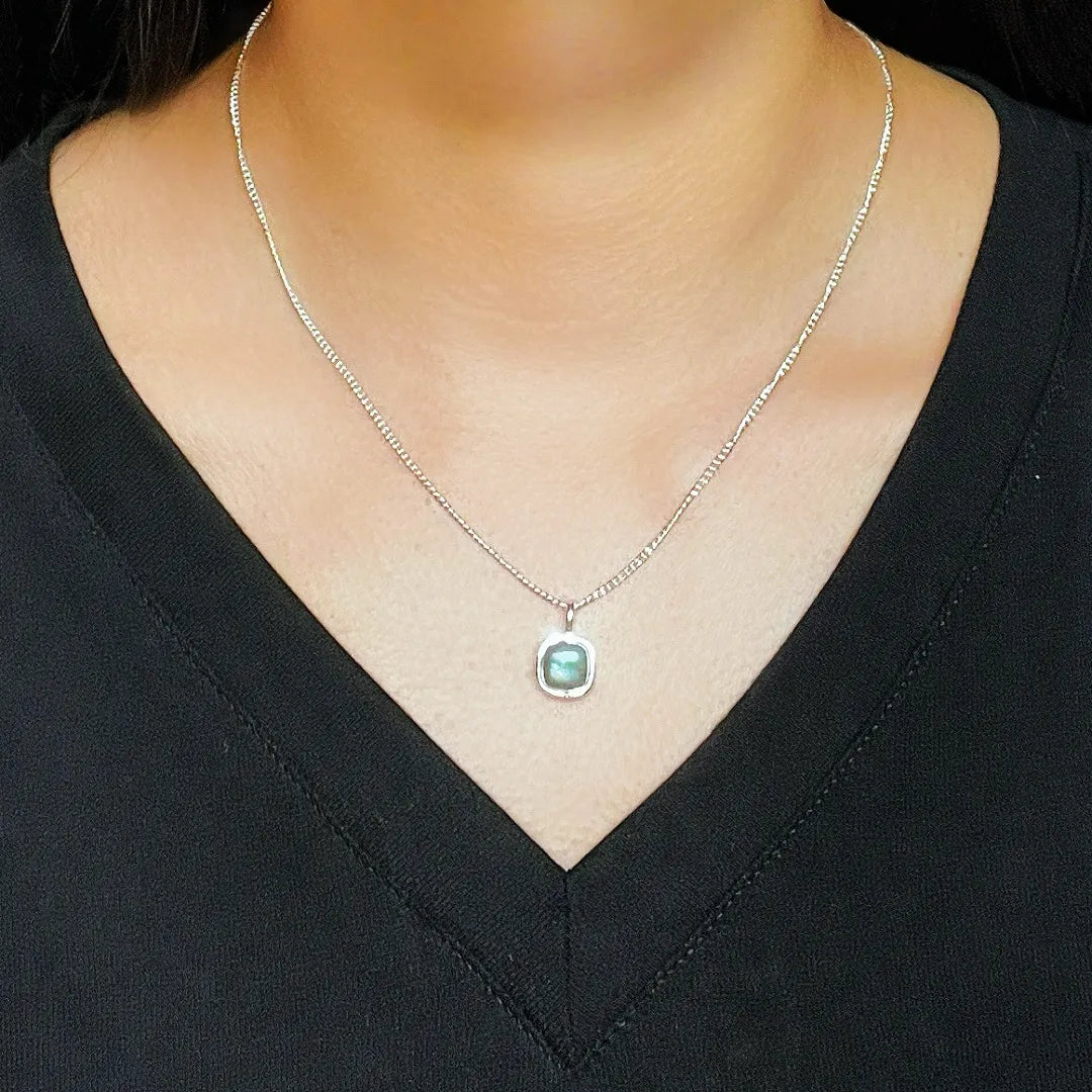 Labradorite Necklace "Deep Beauty" Silver