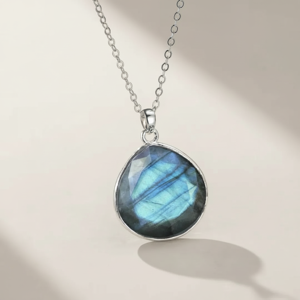 Labradorite Necklace "Magical Night"