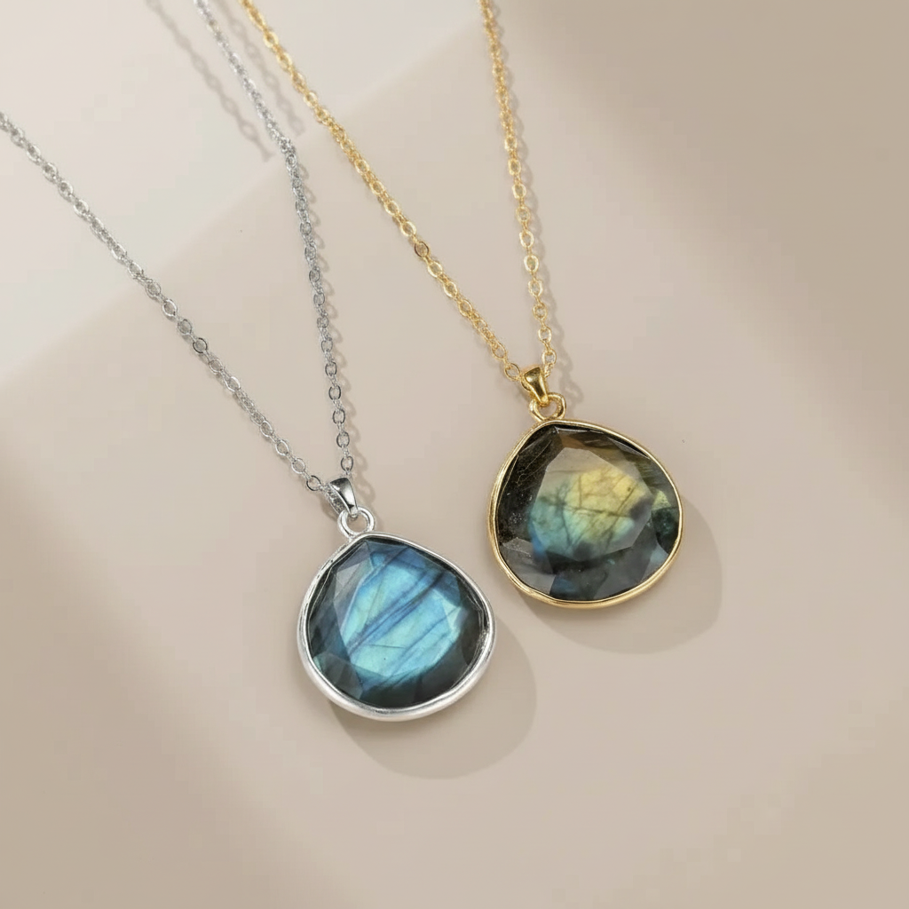 Labradorite Necklace "Magical Night"