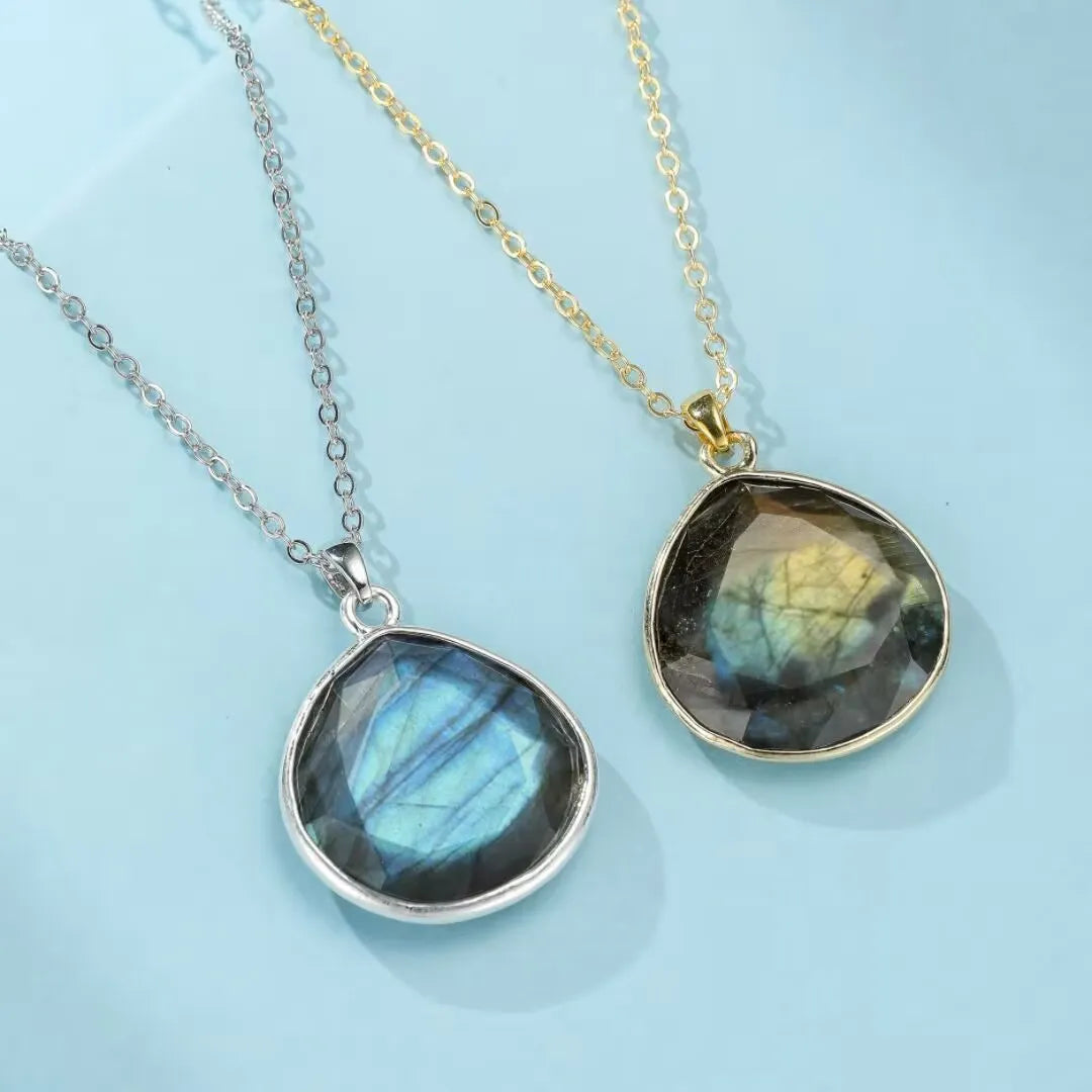 Labradorite Necklace "Magical Night"