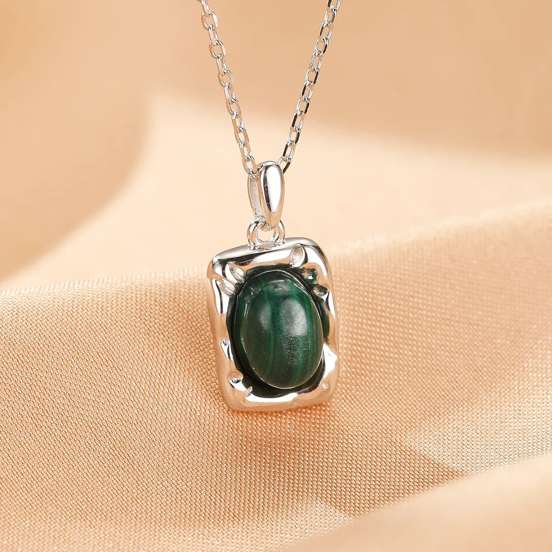 Collier Malachite "Élégance Intemporelle" Argent