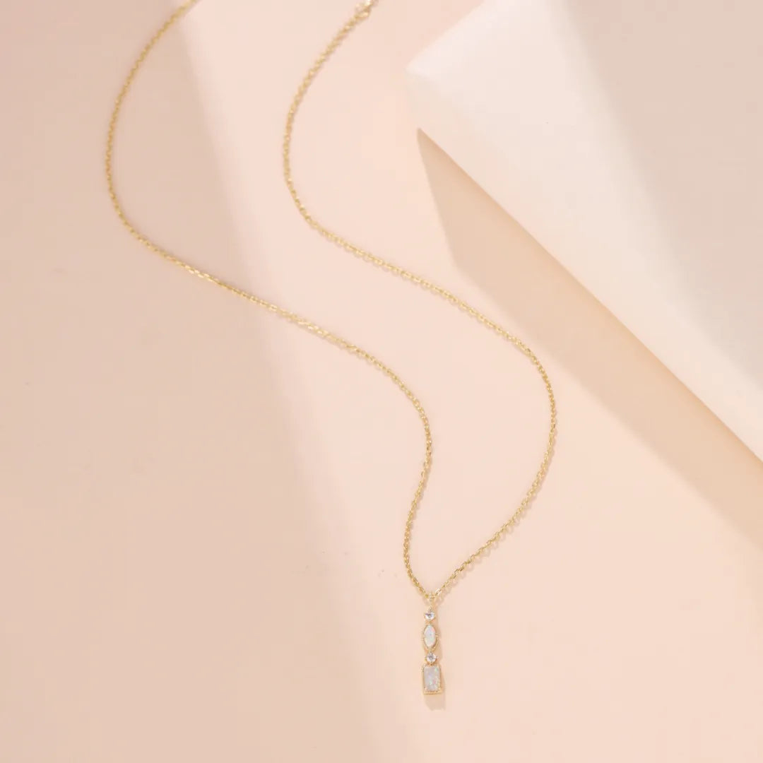 Opal Necklace "Glow of Sweetness" Gold-Plated Silver