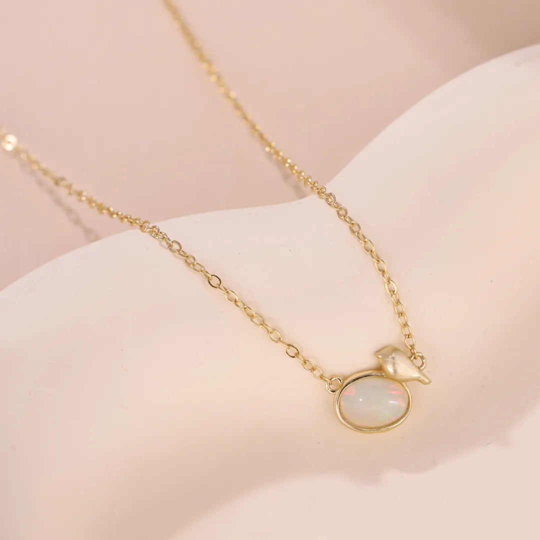 Halskette Opal "Mystische Reflexionen" Goldplattiert Silber