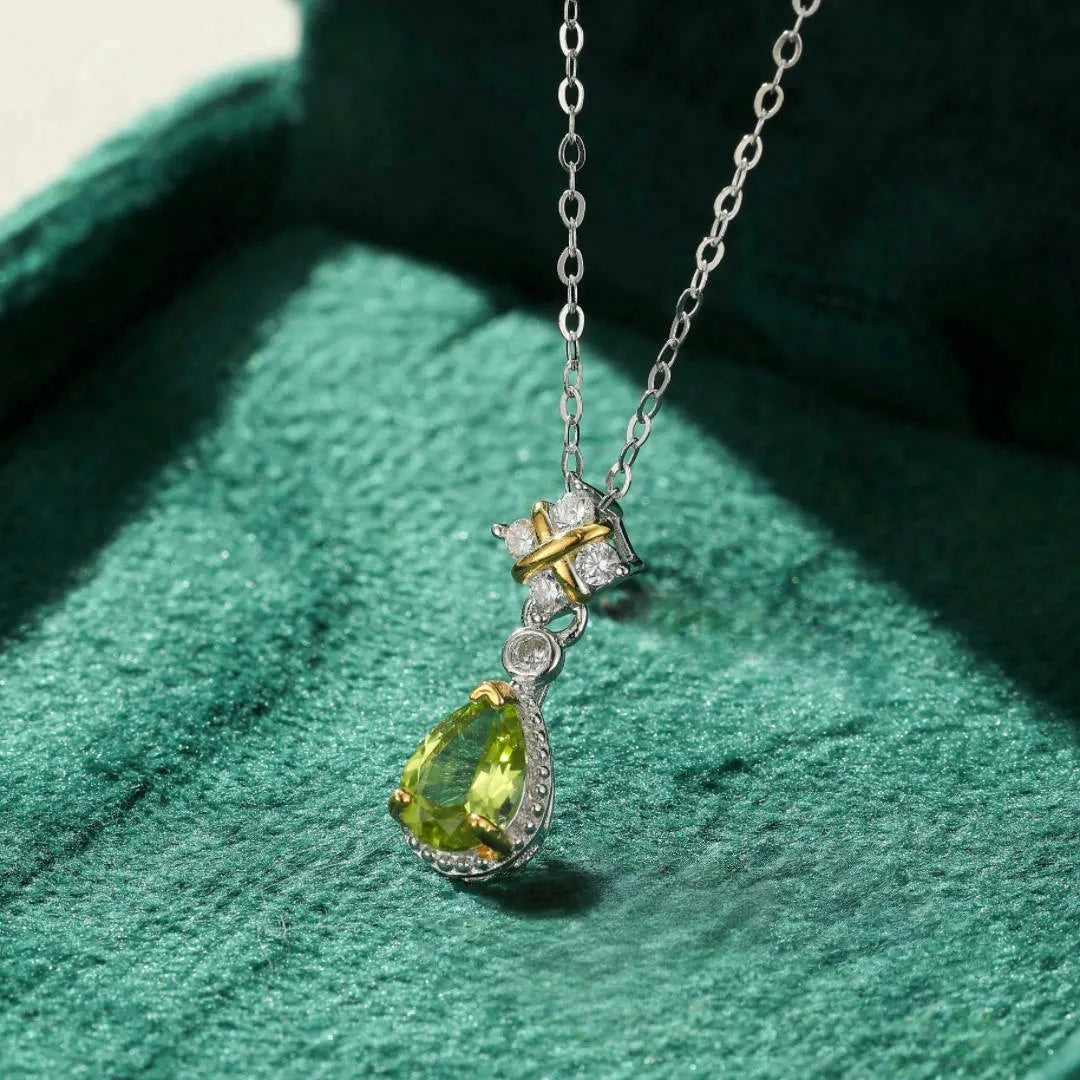 Peridot Collier "Natürliche Sanftheit" Silber