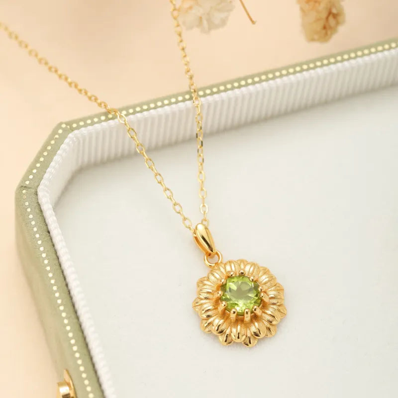 Peridot-Halskette "Strahlende Blume" Gold-Silber
