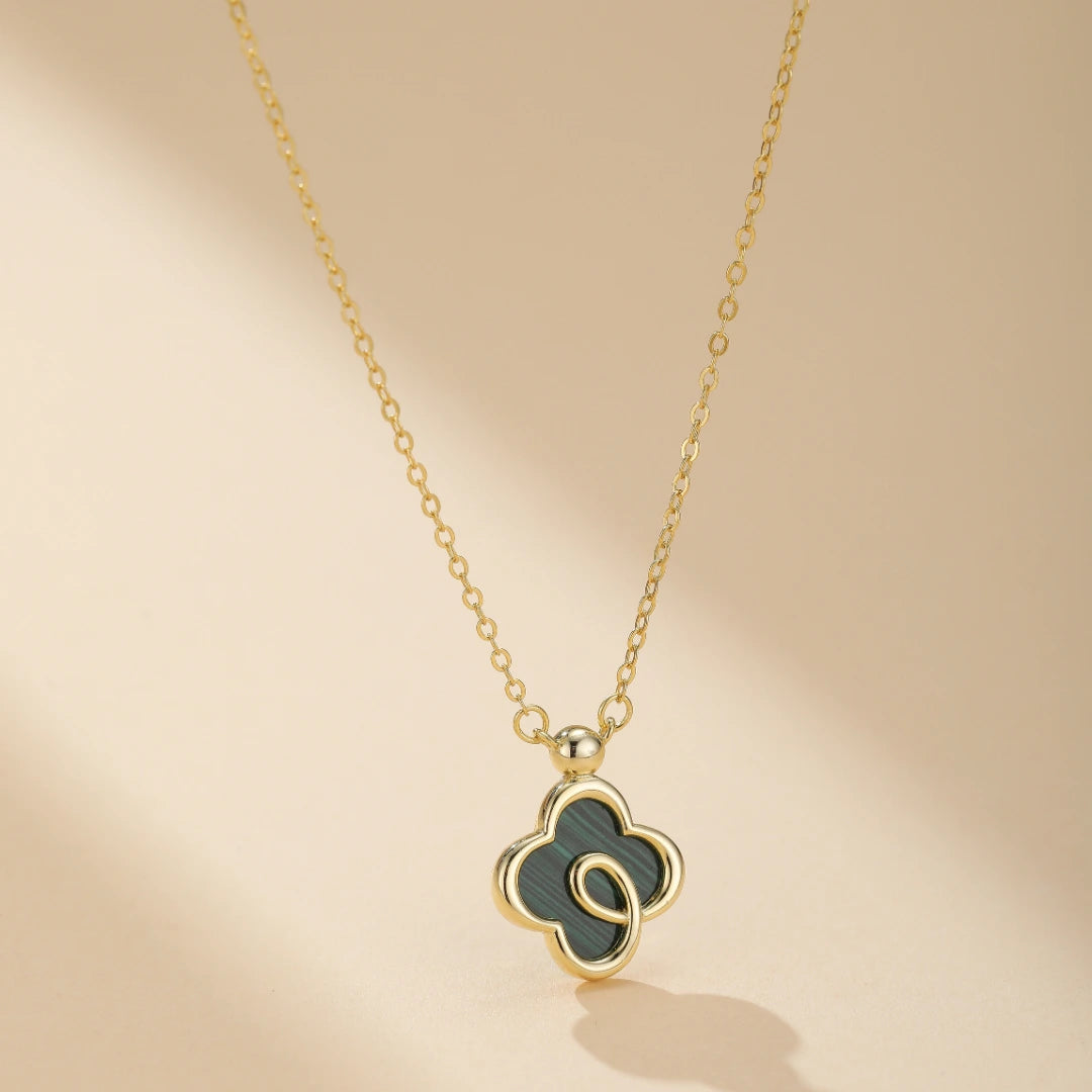Clovers Necklace "Breath of Nature" Gold-Plated Silver