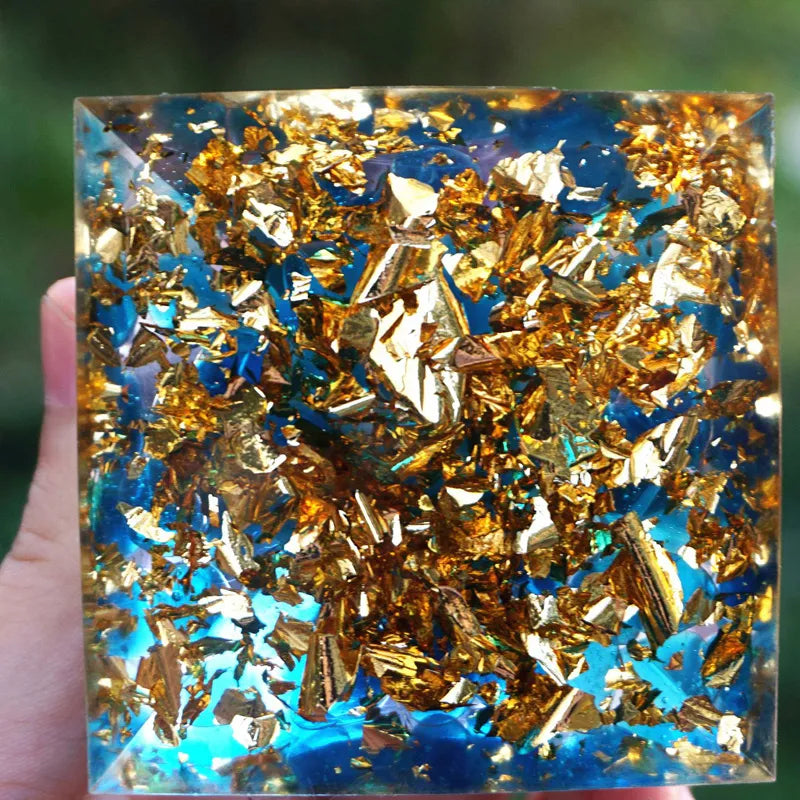 Tranquility - Orgonite Pyramid OM in Amethyst and Aquamarine