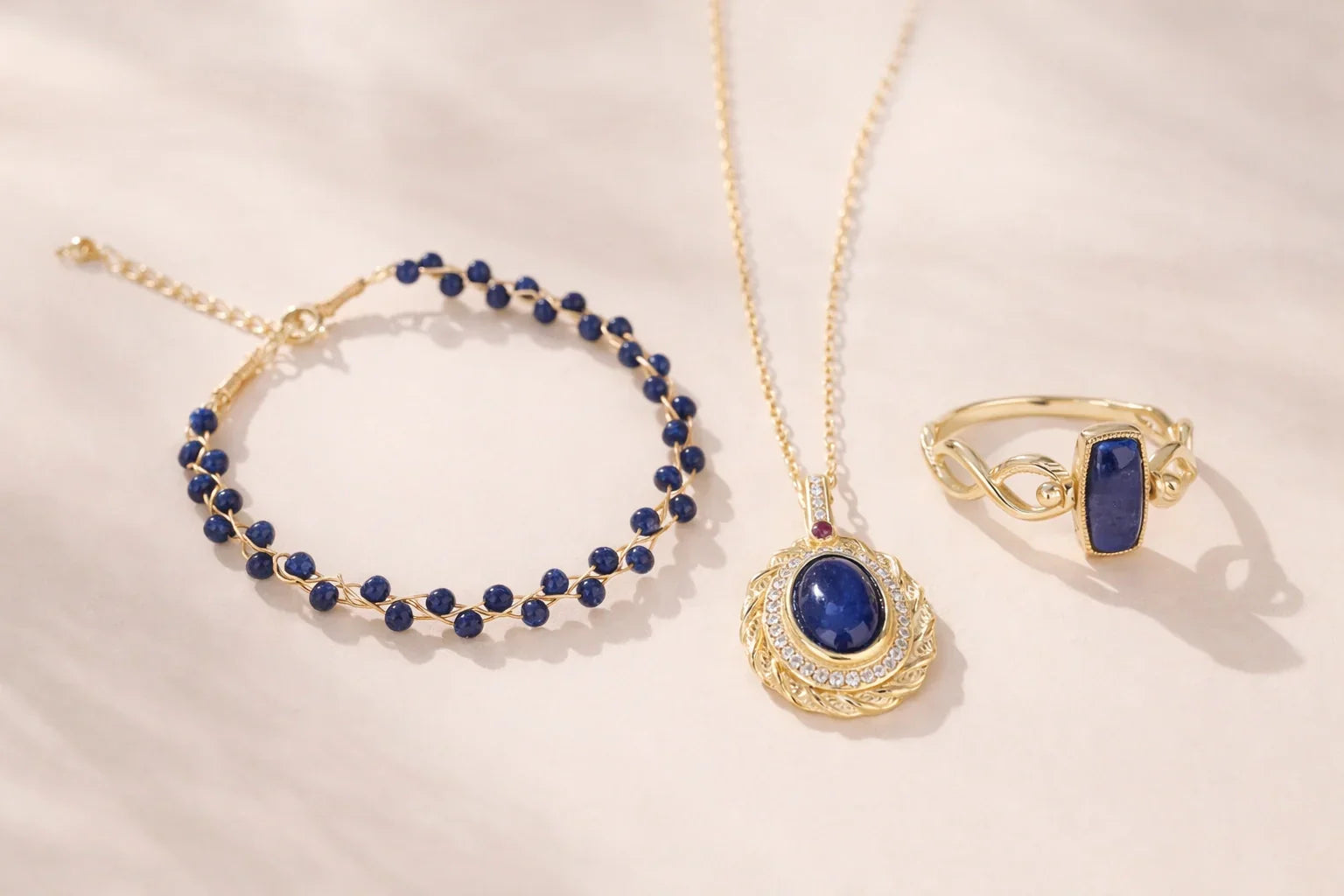 Bijoux en Lapis lazuli : Élégance et Énergie