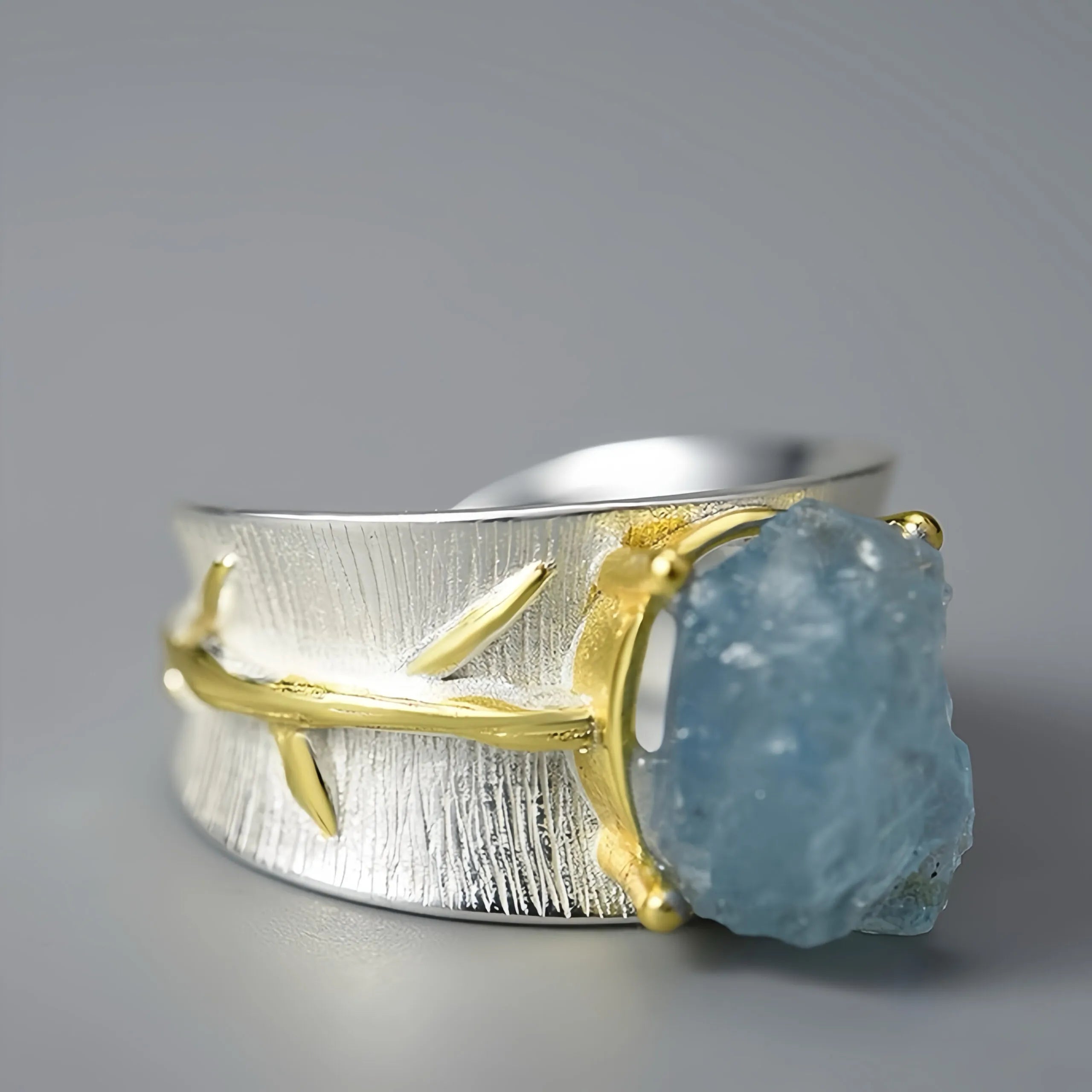 Aquamarine Ring "Marine Mist" Silver