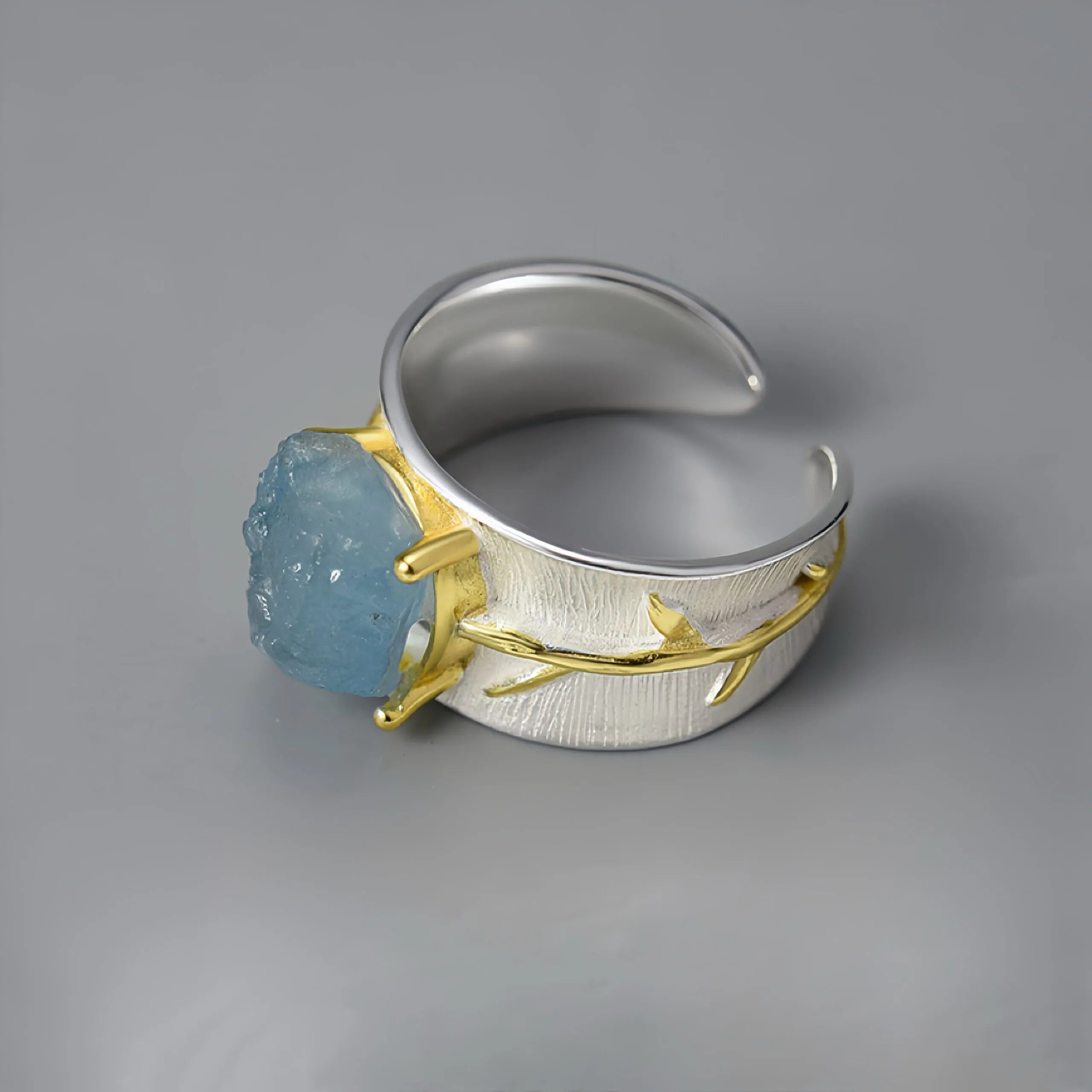 Aquamarine Ring "Marine Mist" Silver