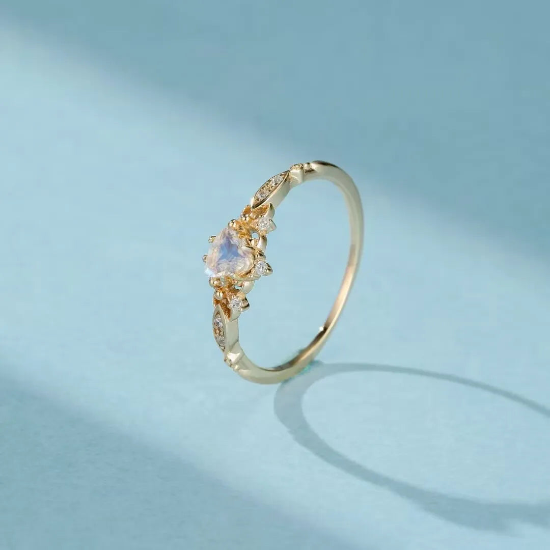 Ring Mondstein "Himmlische Königin" Vergoldet Silber