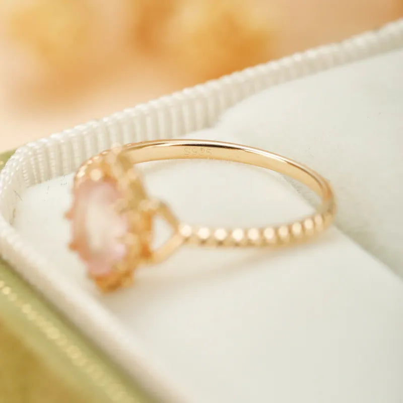 Rose Quartz Ring "Rosé Glow" Gold-Plated Silver