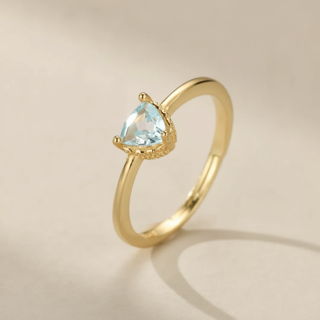 Anello Topazio "Chiarezza Celeste" Argento Dorato Oro 18K