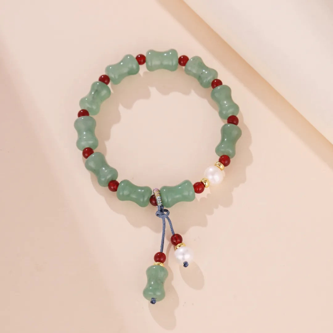 Aventurine and Pearl Bracelet "Soft Green"