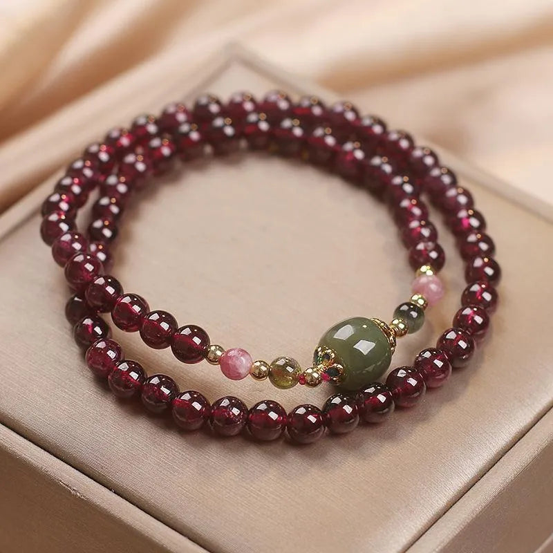 Garnet and Jade Bracelet "Passion"