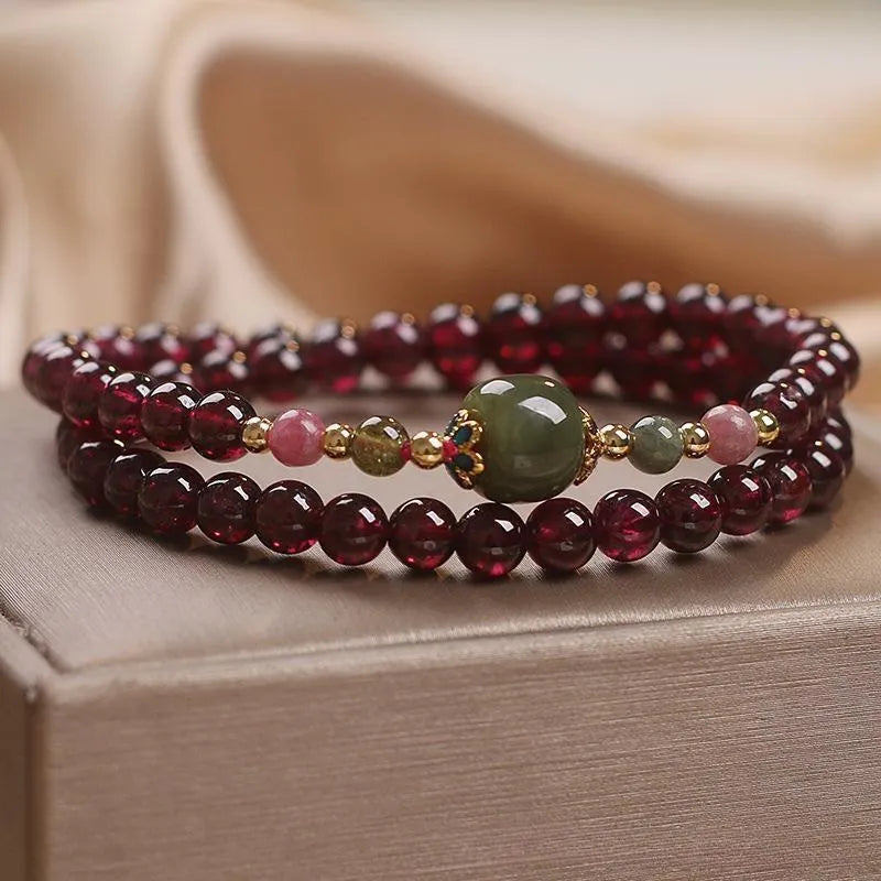 Garnet and Jade Bracelet "Passion"