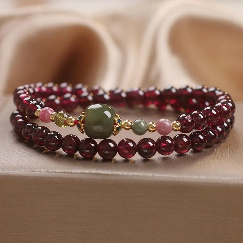 Garnet and Jade Bracelet "Passion"