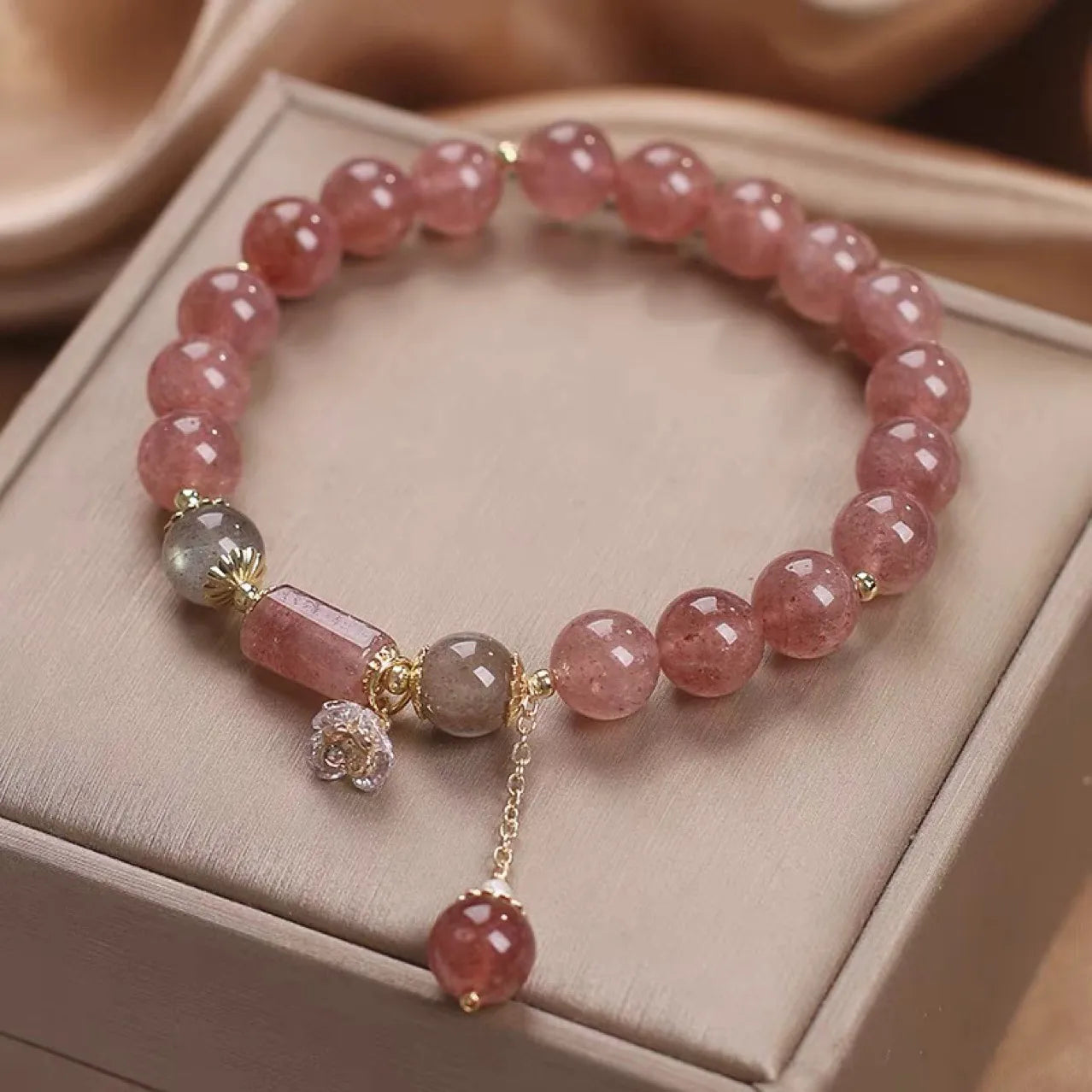 Bracelet Strawberry Quartz "Sweet Flower"