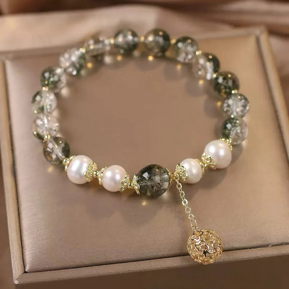 Green Quartz and Pearl Bracelet "Golden Sphere"