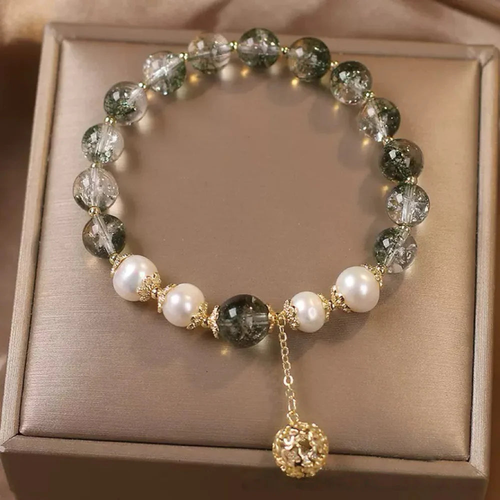 Green Quartz and Pearl Bracelet "Golden Sphere"