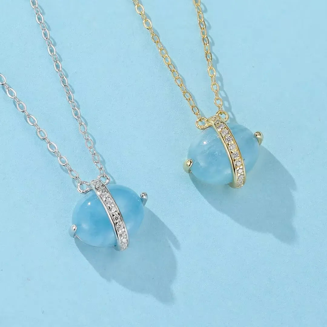 Halskette Aquamarin "Blaue Galaxie" Goldplattiert 14K