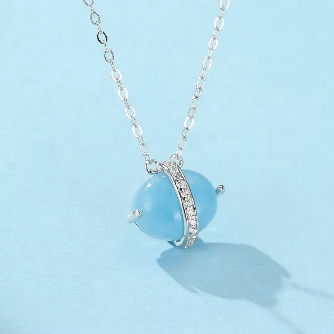 Halskette Aquamarin "Blaue Galaxie" Goldplattiert 14K