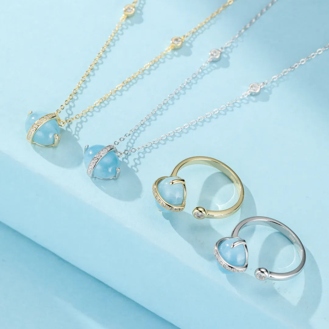 Halskette Aquamarin "Blaue Galaxie" Goldplattiert 14K