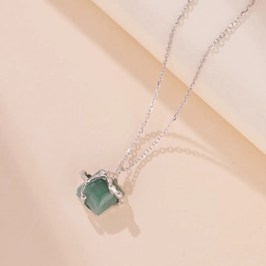 Aventurine Necklace "Nature Embraced" Silver