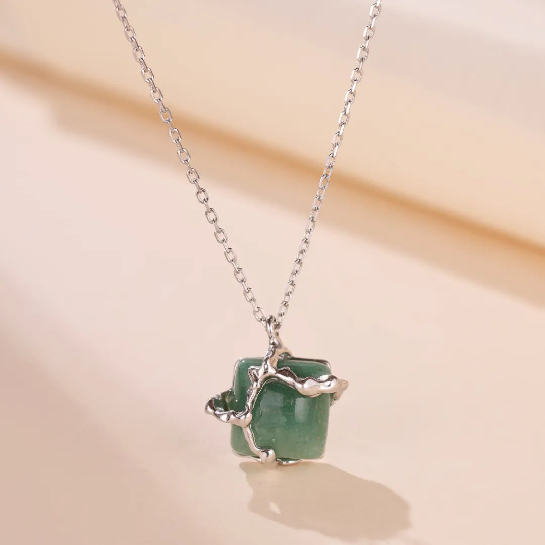 Aventurine Necklace "Nature Embraced" Silver