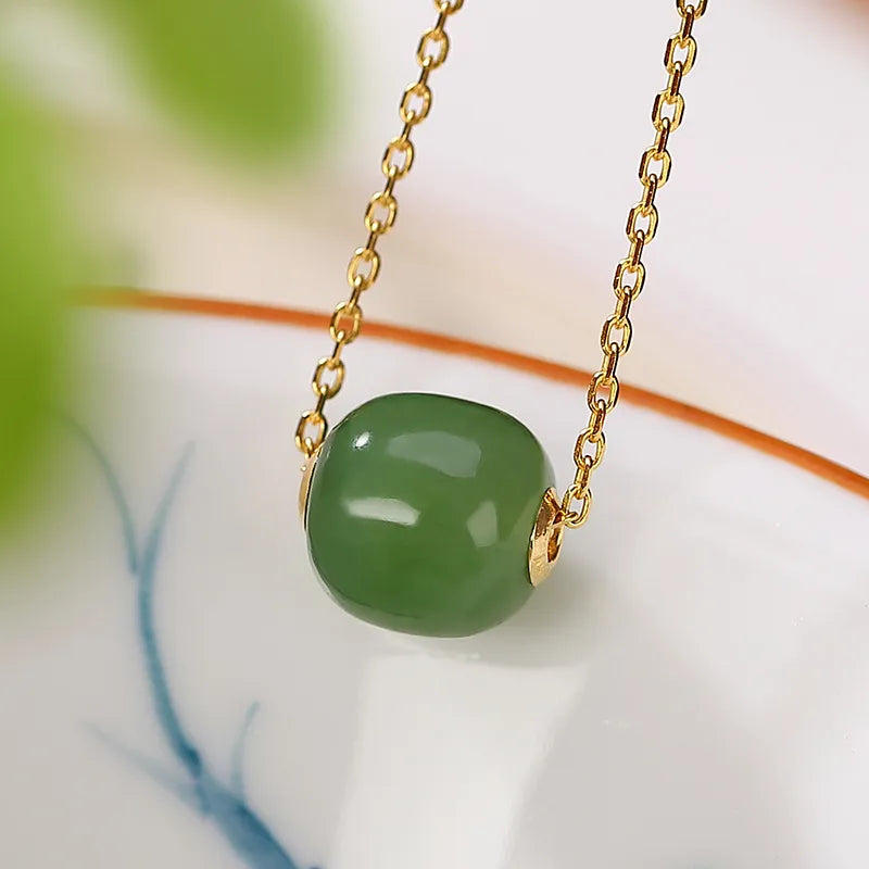 Jade-Halskette – Elegante Harmonie, 18K Gold