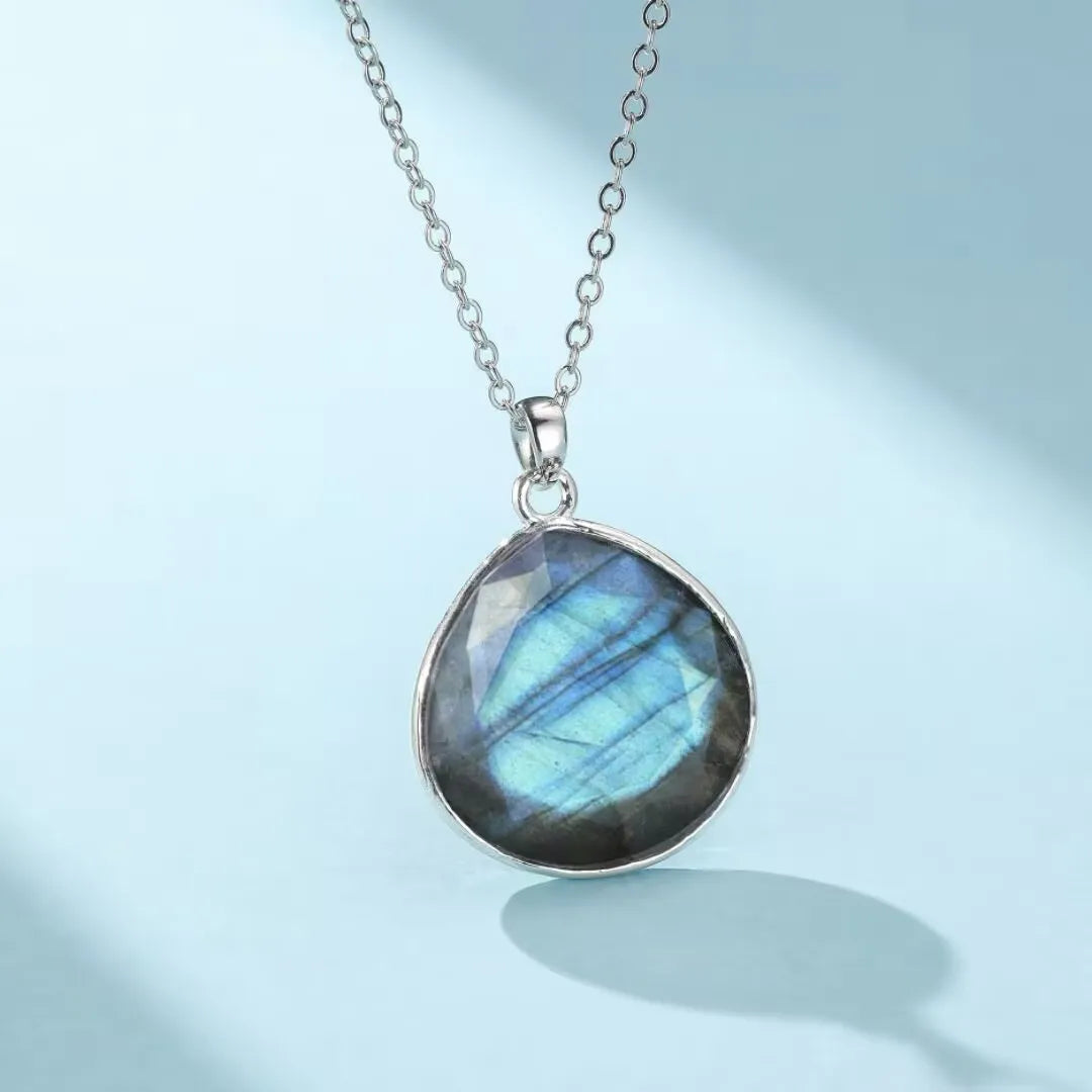 Labradorite Necklace "Magical Night"