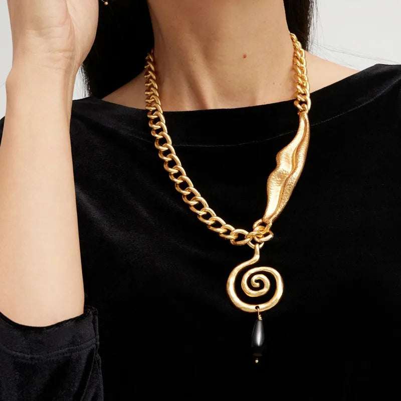 Obsidian Necklace "Eternal Spiral" Gold