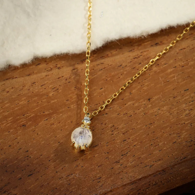 Moonstone Necklace "Lunar Drop" Gold-Plated Silver