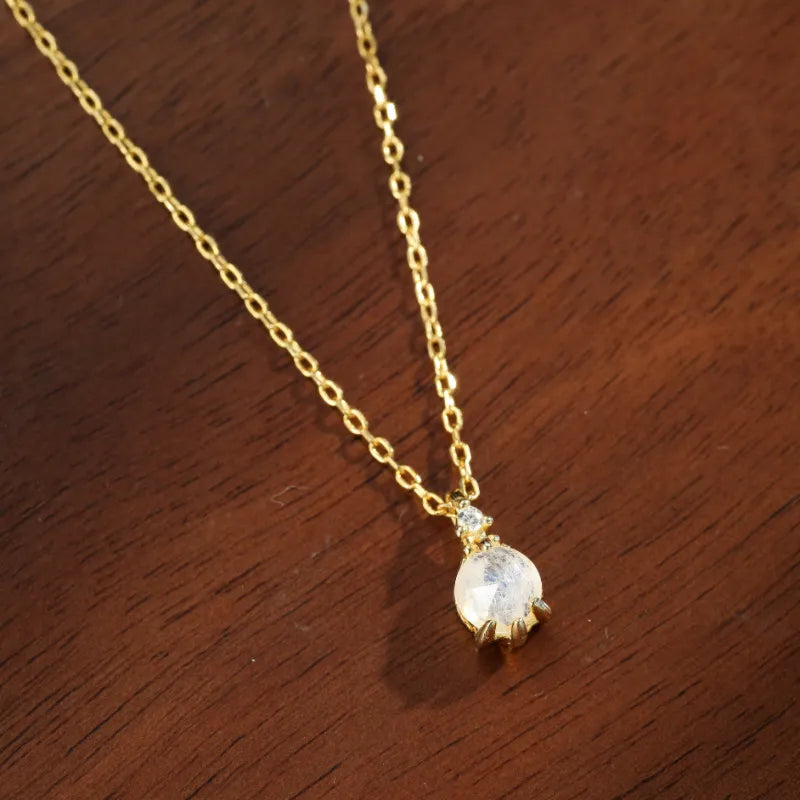 Moonstone Necklace "Lunar Drop" Gold-Plated Silver